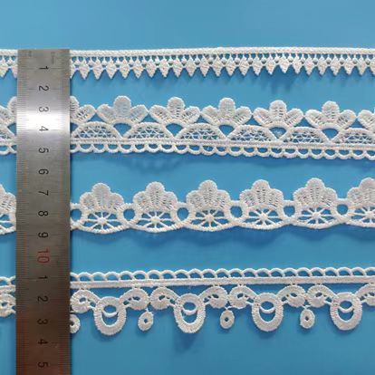 3cm puting gatas na sutla, polyester na natutunaw sa tubig burda lace trim