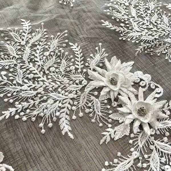 3D Floral Tulle Lace Fabric na may Rhinestone