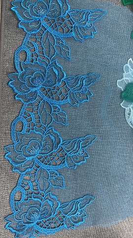 Elegant mesh lace trim