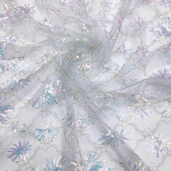 Nakaburda ng French Net Lace para sa Kasal