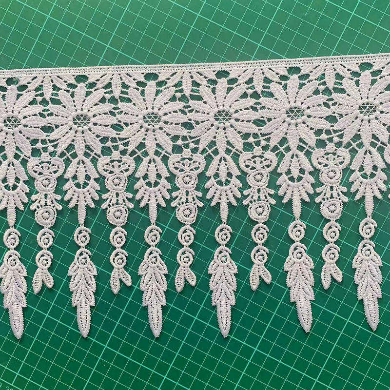 Pakyawan pinakabagong modelo ng mataas na kalidad na polyester fringe lace