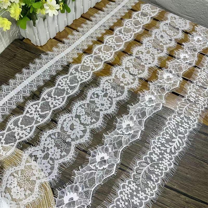 Ang hugis ng fan na naylon eyelash lace trimming para sa dekorasyon ng damit na panloob na dobleng scalloped eyelash lace trim