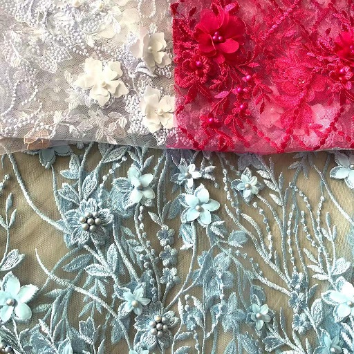 Mesh Fabric na Pinalamutian ng 3D na Bulaklak At Sequin